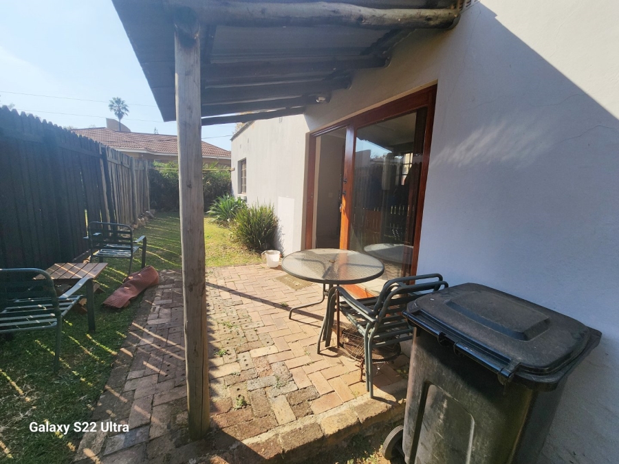 To Let 1 Bedroom Property for Rent in Airfield Gauteng