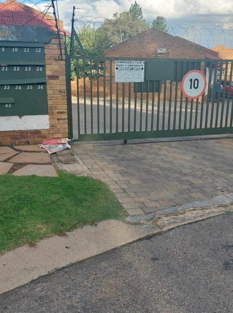 2 Bedroom Property for Sale in Birchleigh Gauteng