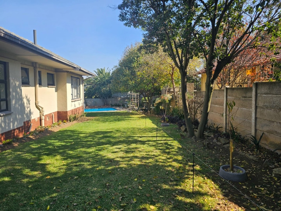 5 Bedroom Property for Sale in Eden Glen Gauteng