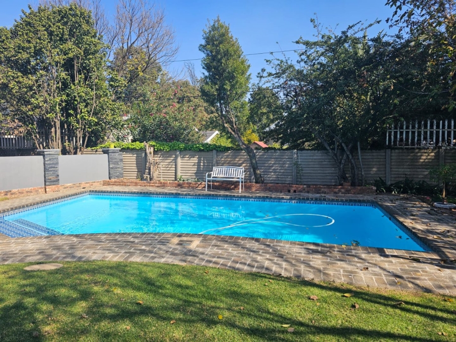 5 Bedroom Property for Sale in Eden Glen Gauteng