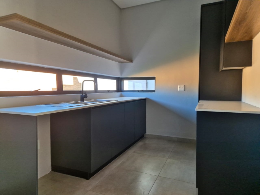 4 Bedroom Property for Sale in Midstream Heights Gauteng