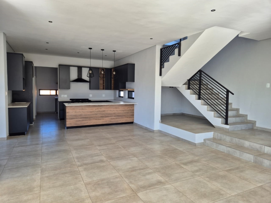 4 Bedroom Property for Sale in Midstream Heights Gauteng