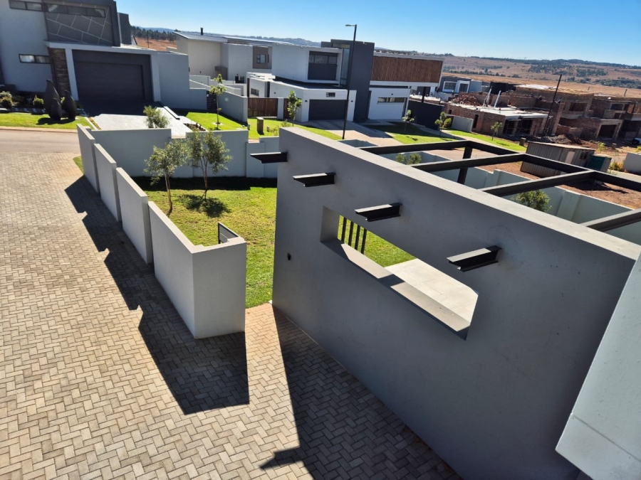 4 Bedroom Property for Sale in Midstream Heights Gauteng