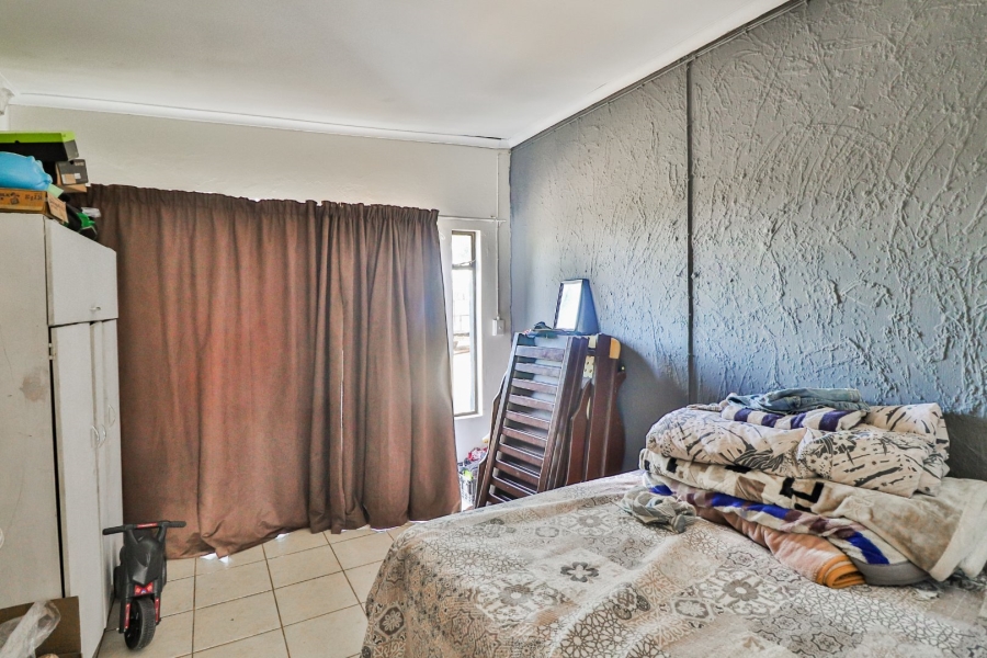 9 Bedroom Property for Sale in Bonaero Park Gauteng