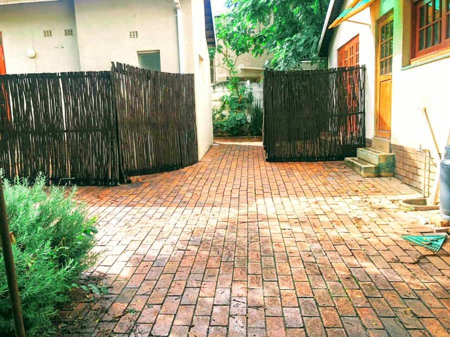 11 Bedroom Property for Sale in Blairgowrie Gauteng