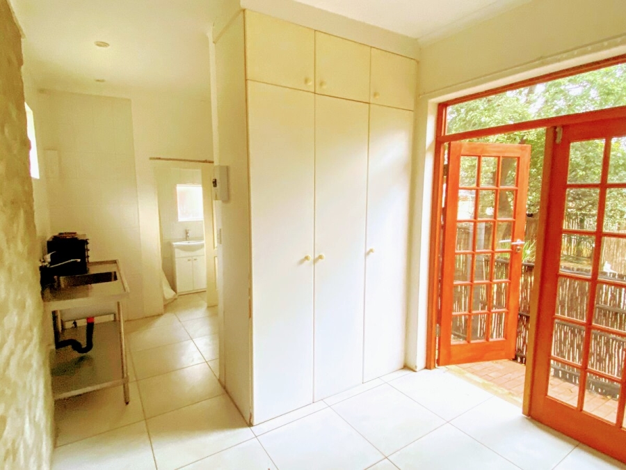 11 Bedroom Property for Sale in Blairgowrie Gauteng