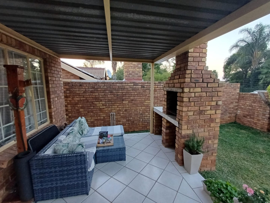 To Let 3 Bedroom Property for Rent in Highveld Gauteng