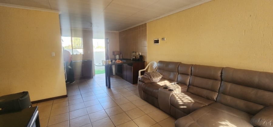 3 Bedroom Property for Sale in Helderwyk Gauteng