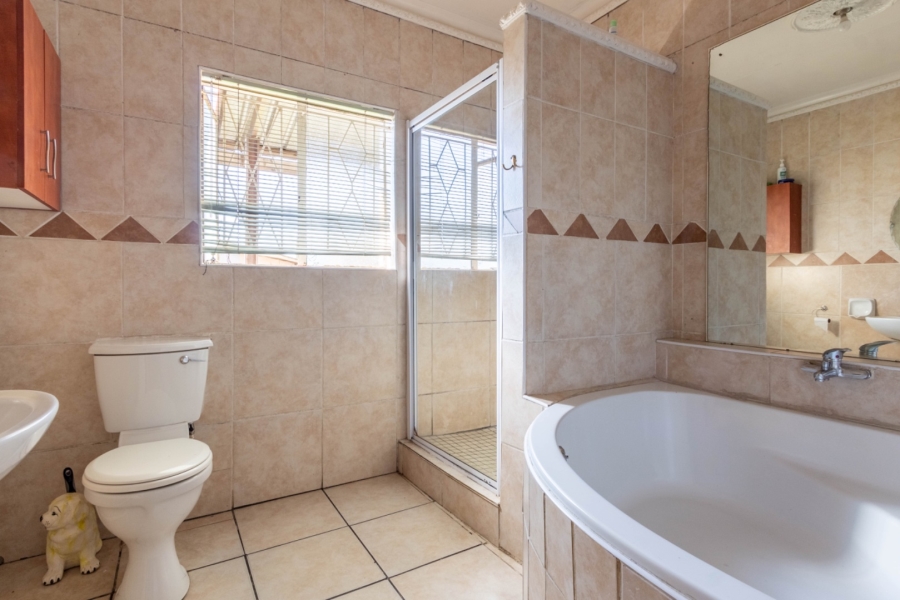 3 Bedroom Property for Sale in Reigerpark Gauteng