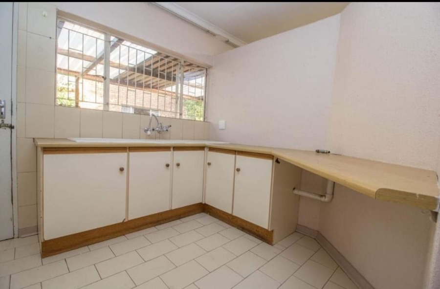 4 Bedroom Property for Sale in Eldoraigne Gauteng