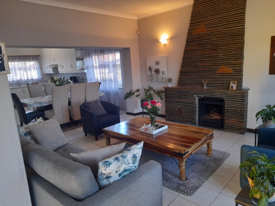 3 Bedroom Property for Sale in Homestead Gauteng