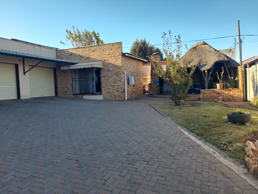 3 Bedroom Property for Sale in Homestead Gauteng