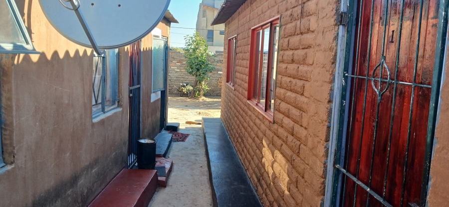 10 Bedroom Property for Sale in Cosmo City Gauteng