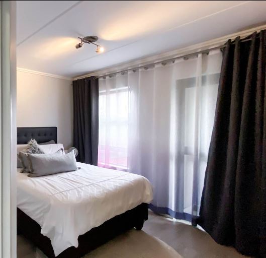 3 Bedroom Property for Sale in Sebenza Gauteng