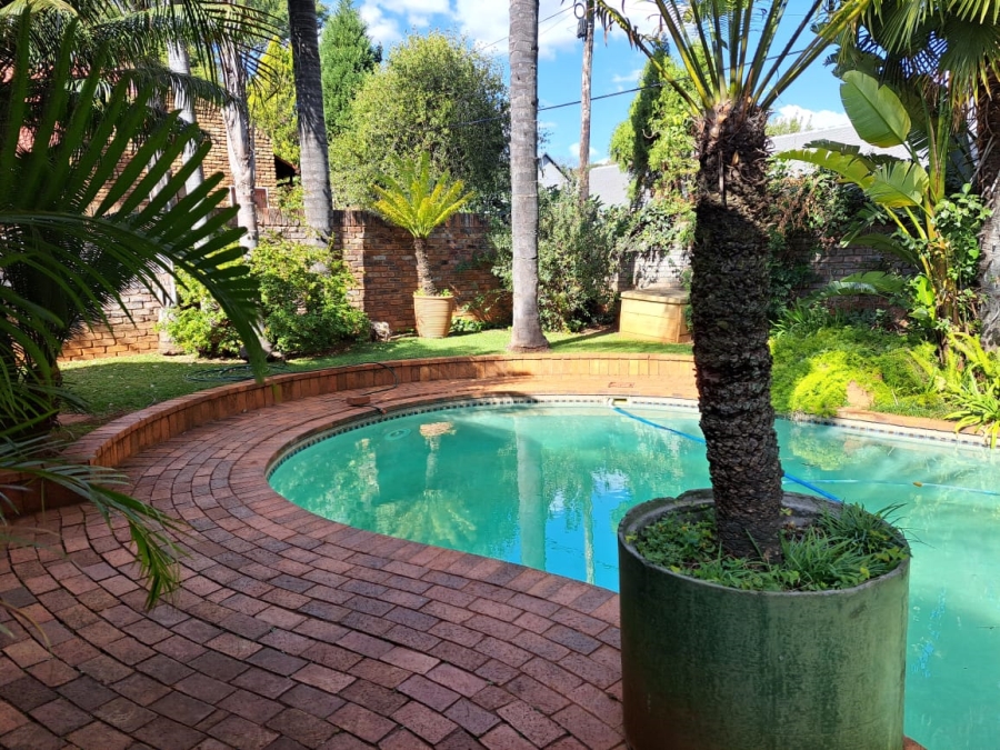 3 Bedroom Property for Sale in Die Wilgers Gauteng