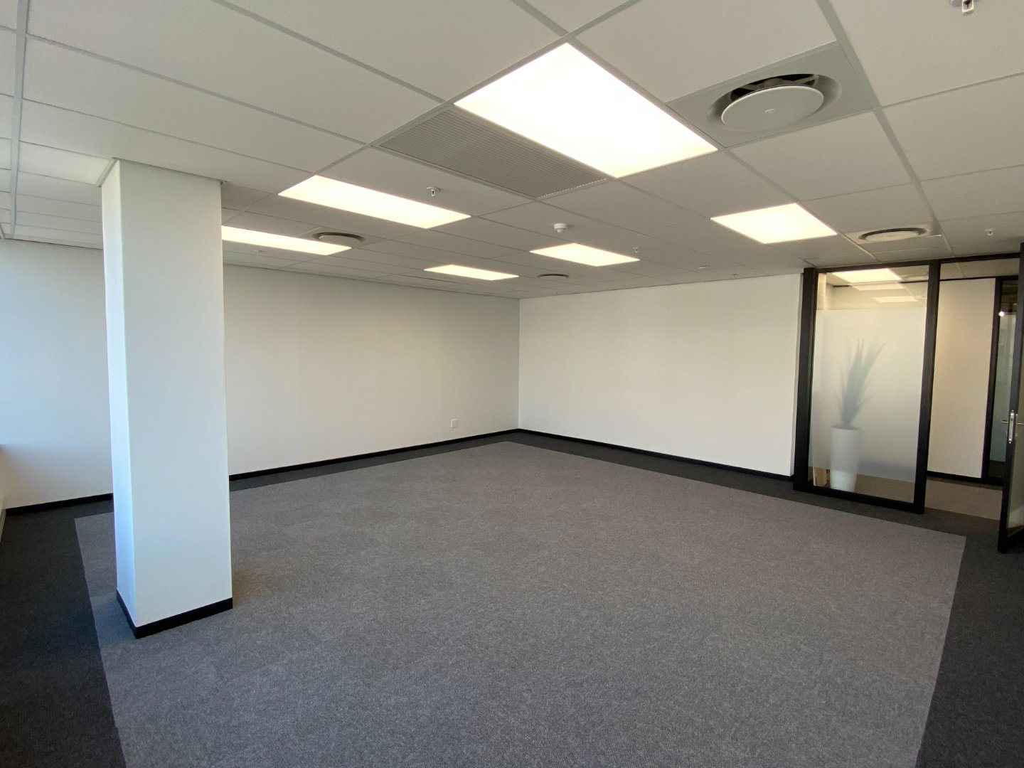 To Let commercial Property for Rent in Menlyn Gauteng