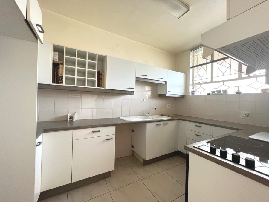 2 Bedroom Property for Sale in Parktown Gauteng