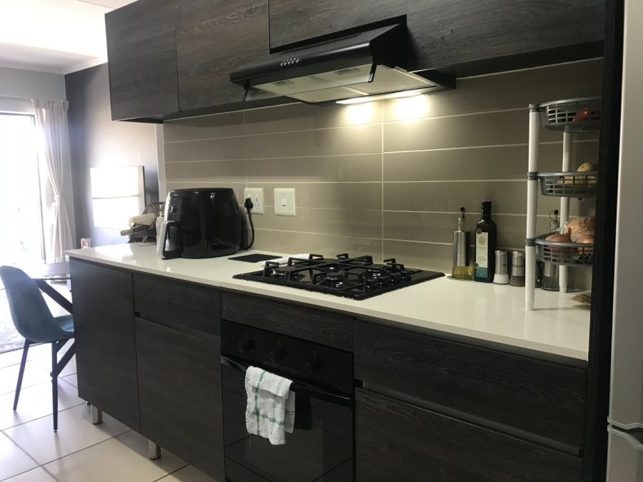 1 Bedroom Property for Sale in Olivedale Gauteng