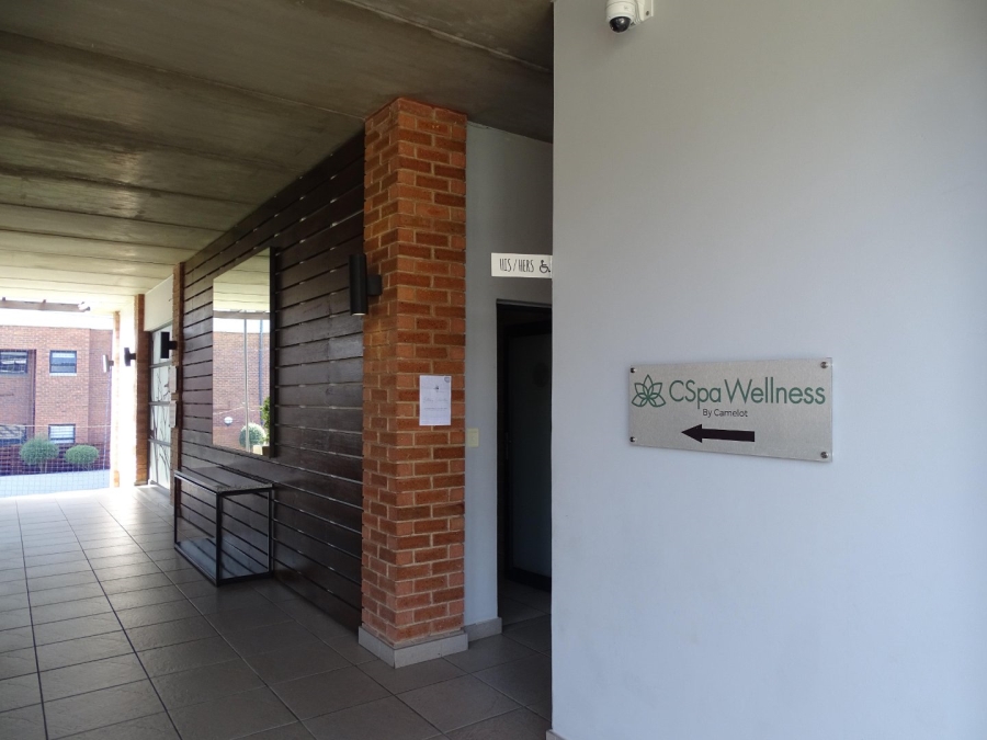 1 Bedroom Property for Sale in Olivedale Gauteng