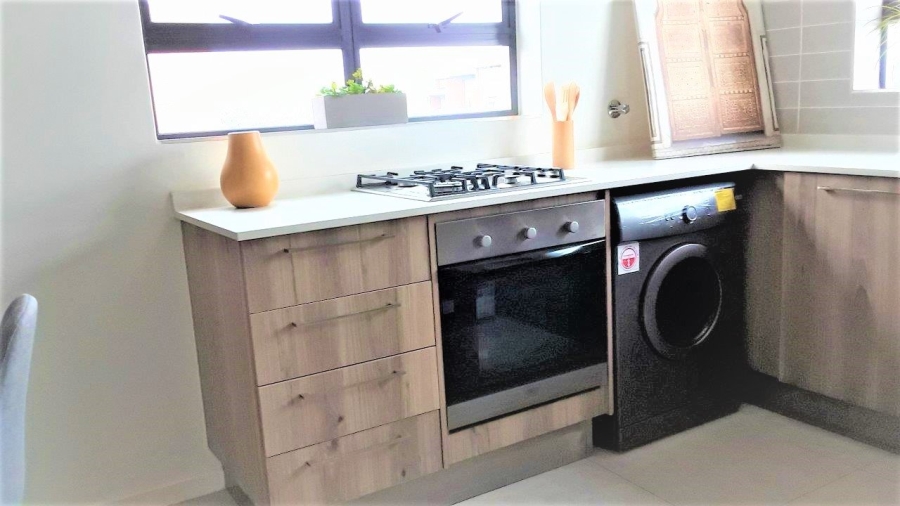 To Let 1 Bedroom Property for Rent in Glen Marais Gauteng