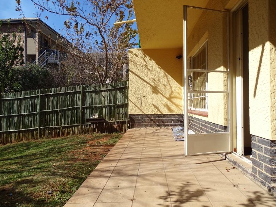 1 Bedroom Property for Sale in Windsor East Gauteng