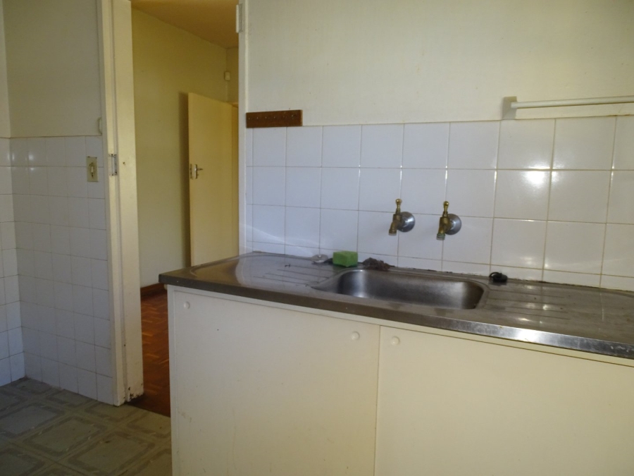 1 Bedroom Property for Sale in Windsor East Gauteng