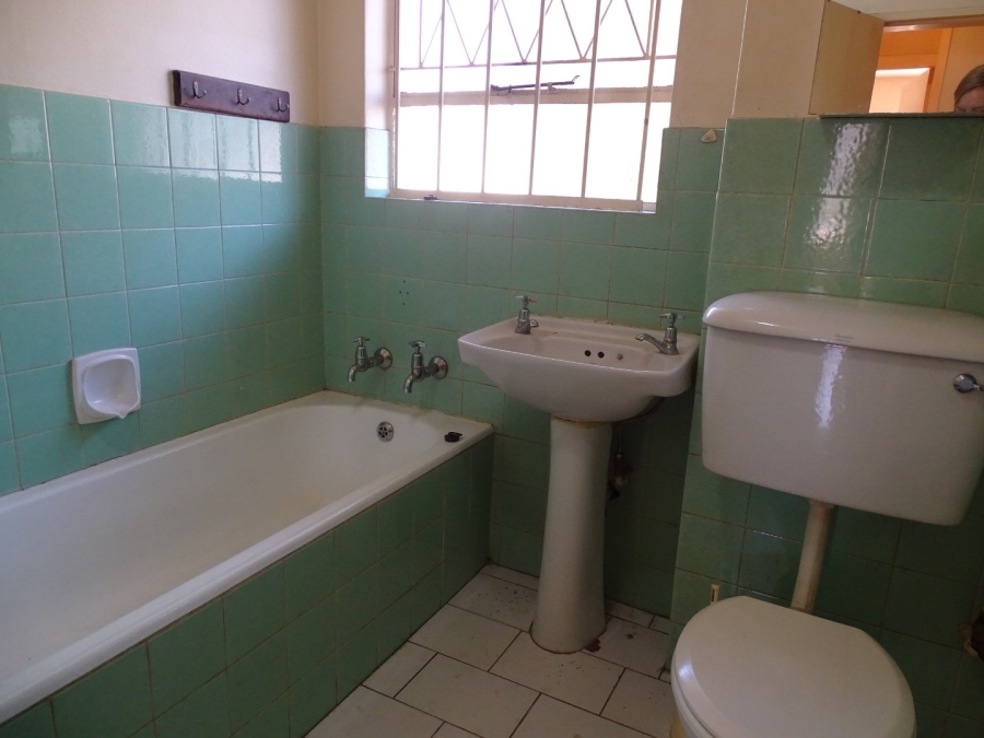 1 Bedroom Property for Sale in Windsor East Gauteng