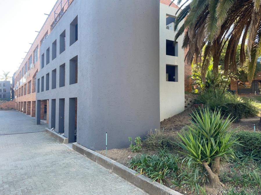 Commercial Property for Sale in Vorna Valley Gauteng