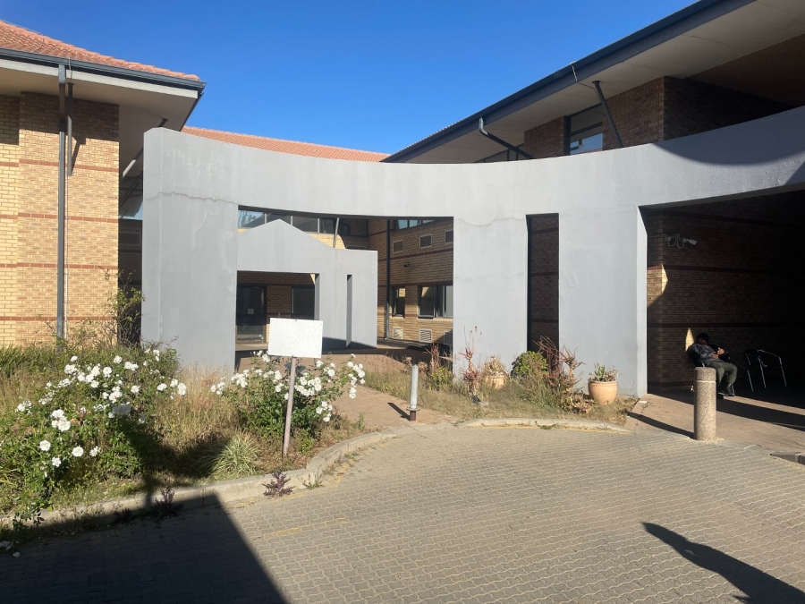 Commercial Property for Sale in Vorna Valley Gauteng