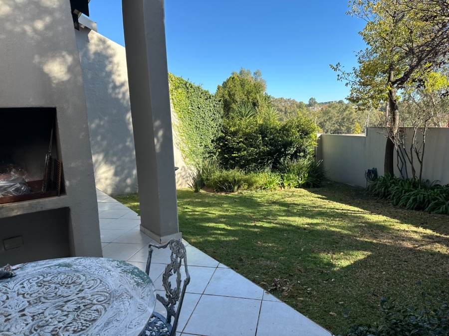 3 Bedroom Property for Sale in Woodmead Gauteng