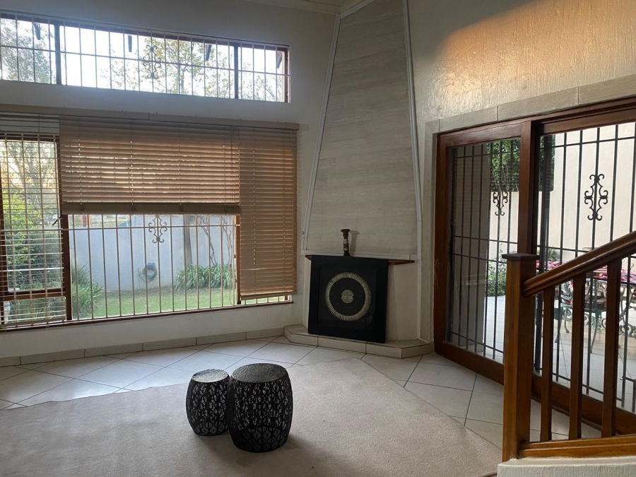 3 Bedroom Property for Sale in Woodmead Gauteng