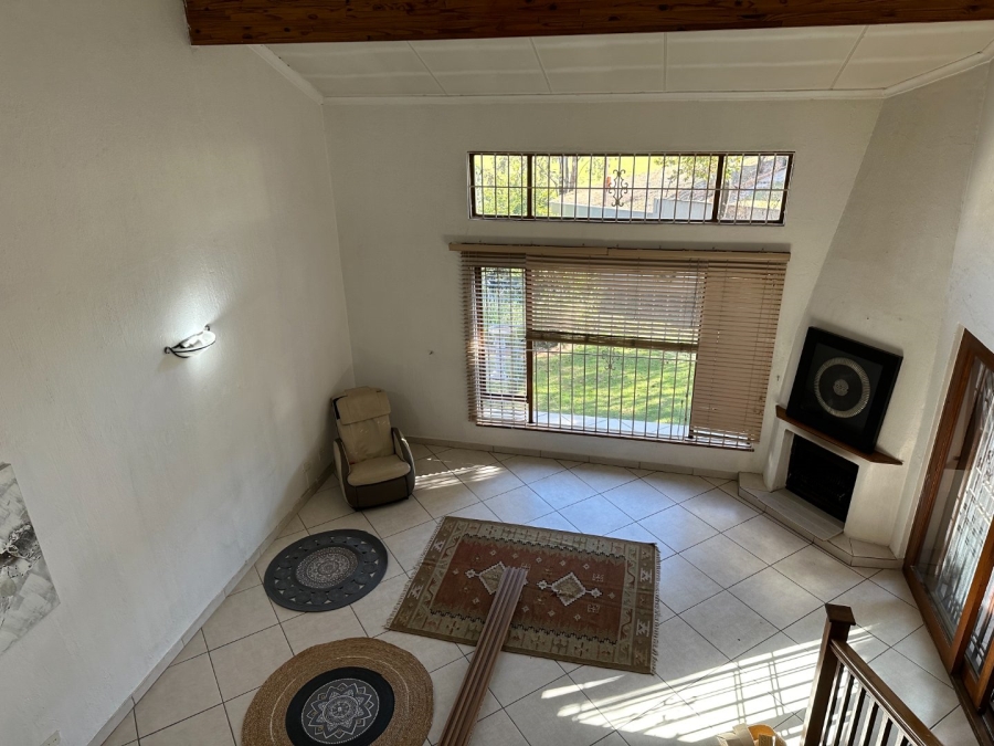 3 Bedroom Property for Sale in Woodmead Gauteng