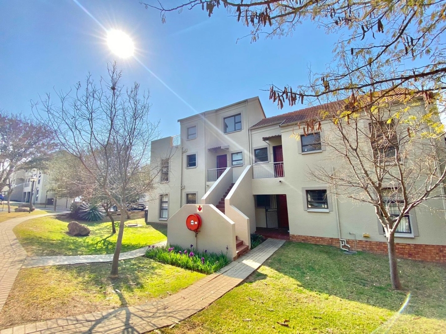 To Let 3 Bedroom Property for Rent in Fourways Gauteng