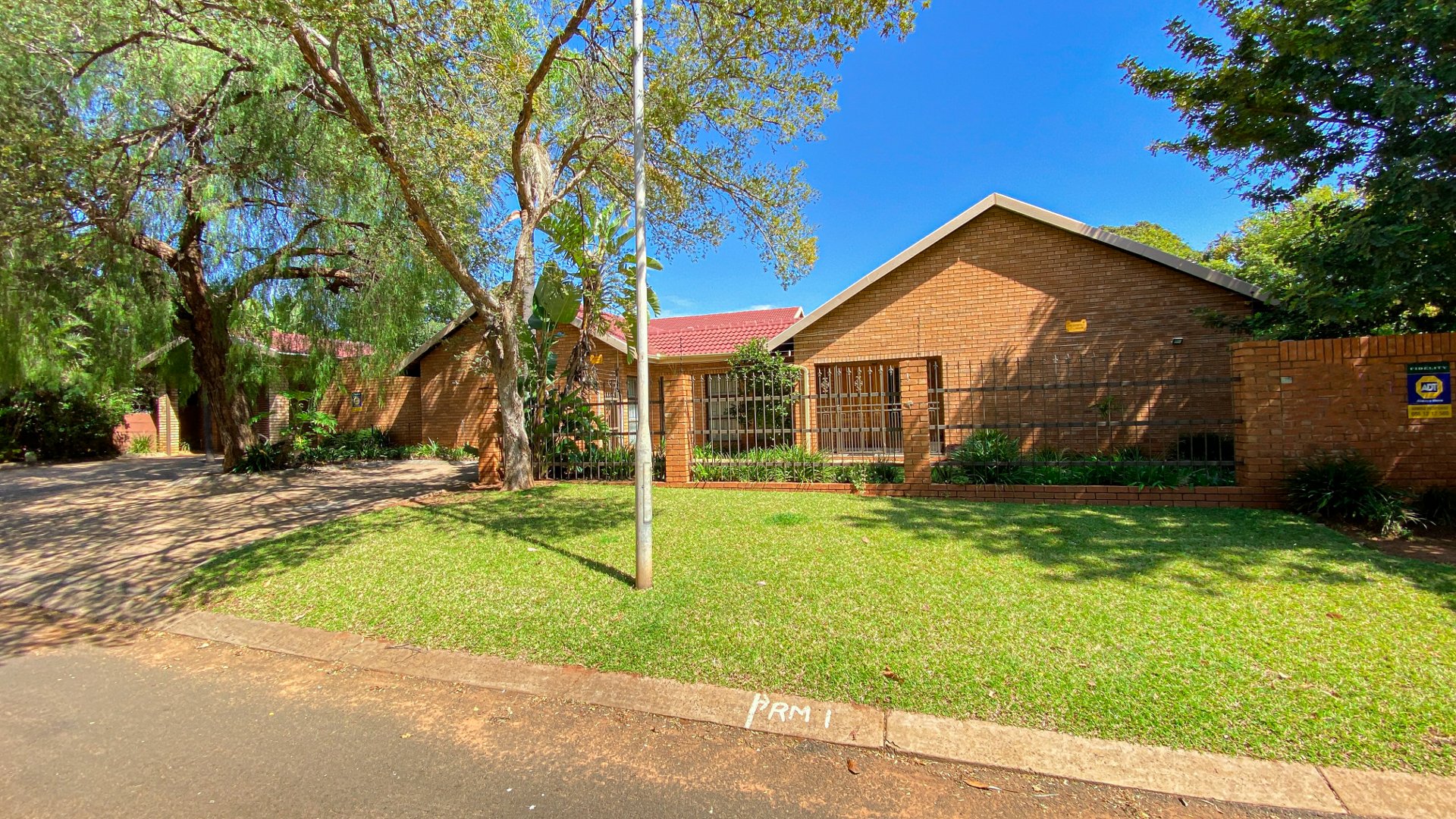 7 Bedroom Property for Sale in Ninapark Gauteng