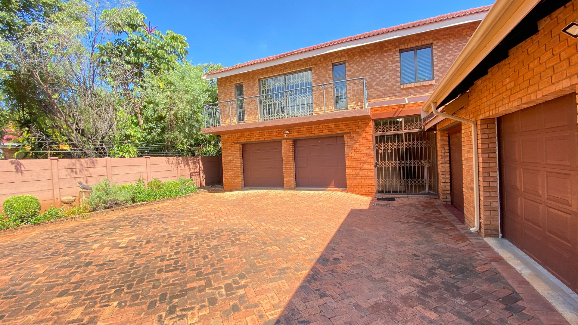 7 Bedroom Property for Sale in Ninapark Gauteng