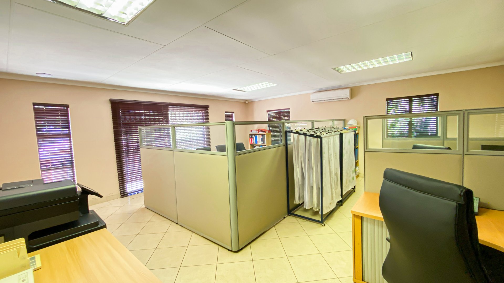 7 Bedroom Property for Sale in Ninapark Gauteng
