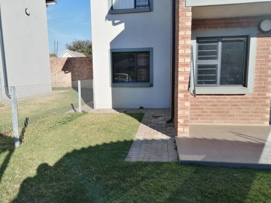 2 Bedroom Property for Sale in Willow Park Manor Gauteng