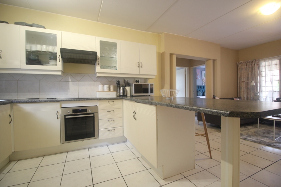 2 Bedroom Property for Sale in Northwold Gauteng