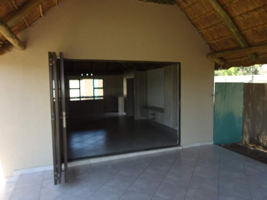To Let 2 Bedroom Property for Rent in Jatniel Gauteng