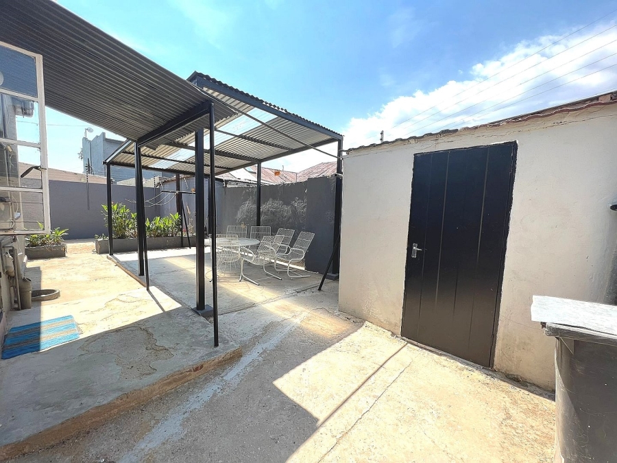 6 Bedroom Property for Sale in Vrededorp Gauteng