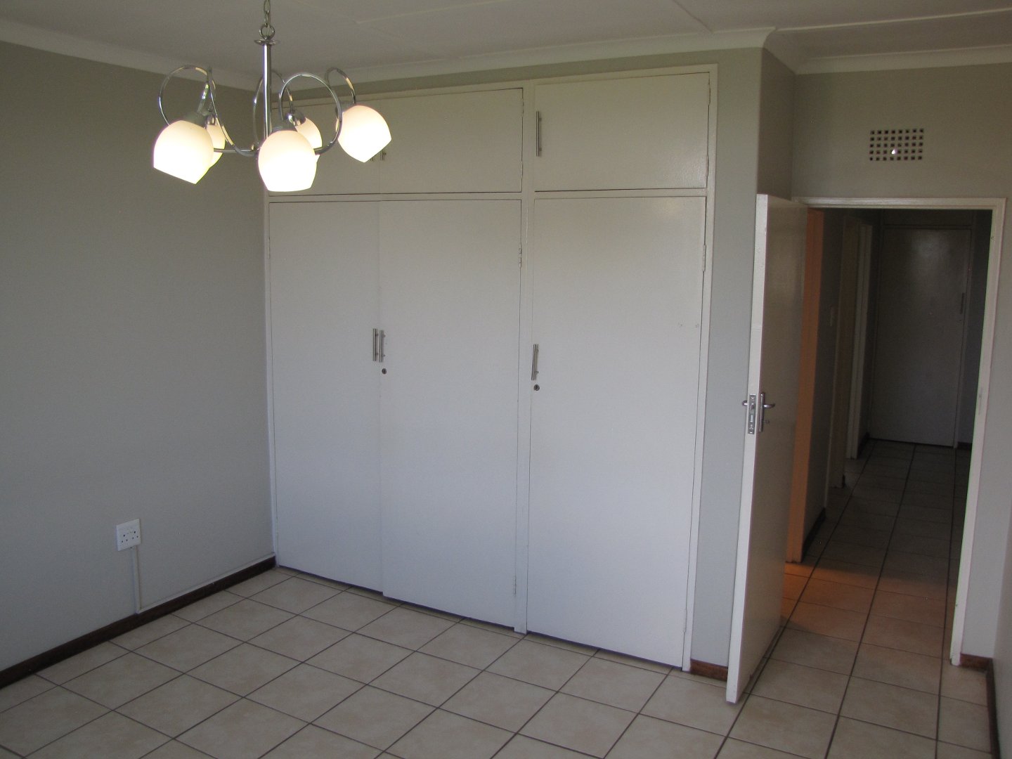 2 Bedroom Property for Sale in Morehill Gauteng