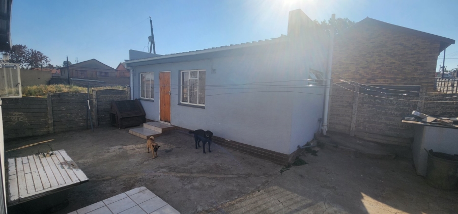 4 Bedroom Property for Sale in Newclare Gauteng