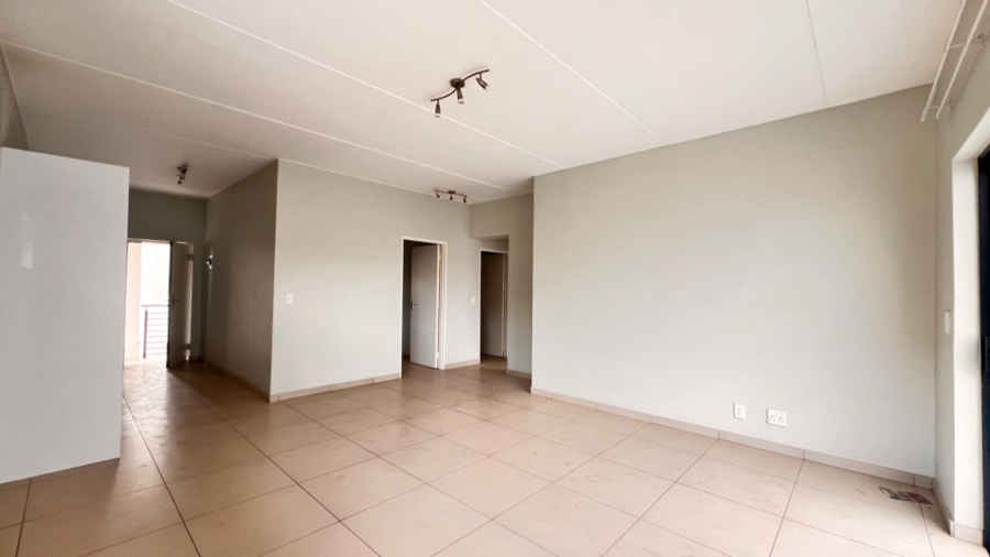 To Let 2 Bedroom Property for Rent in North Riding Gauteng