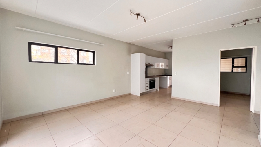 To Let 2 Bedroom Property for Rent in North Riding Gauteng