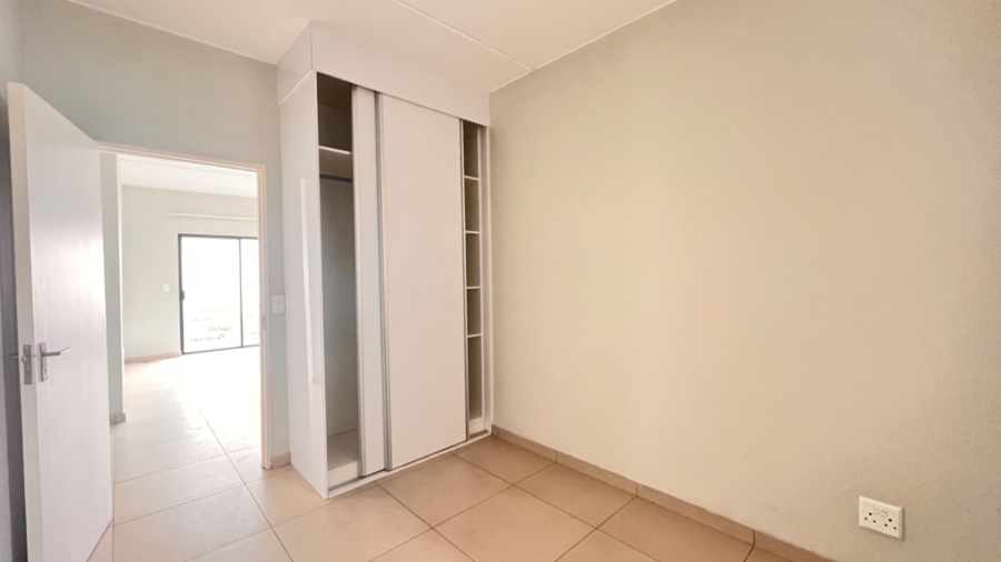 To Let 2 Bedroom Property for Rent in North Riding Gauteng