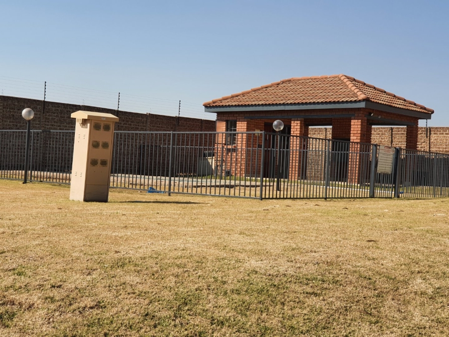 2 Bedroom Property for Sale in Rynfield Gauteng