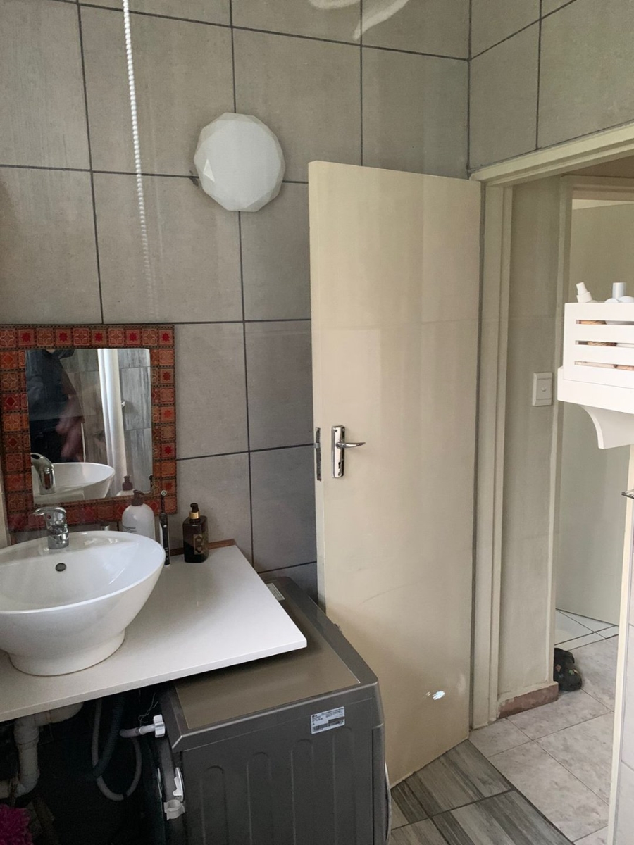 To Let 2 Bedroom Property for Rent in Montgomery Park Gauteng