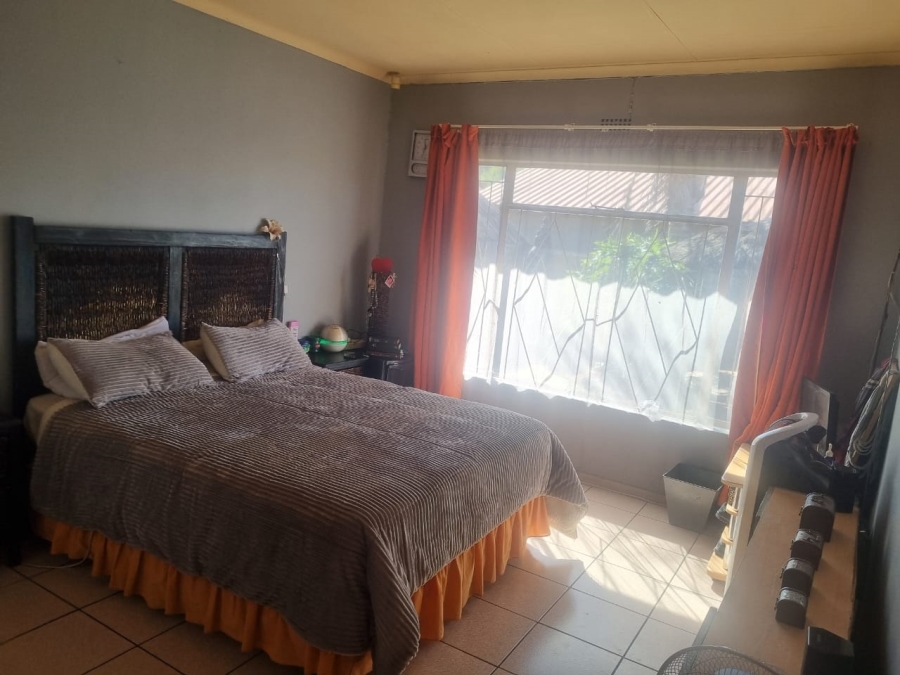 4 Bedroom Property for Sale in Kocksoord Gauteng