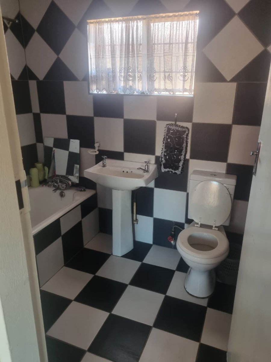 4 Bedroom Property for Sale in Kocksoord Gauteng