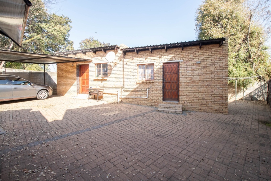 4 Bedroom Property for Sale in Bonaero Park Gauteng